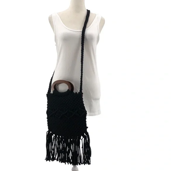 Danielle‎ Nicole Black Fringe Macrame Crochet Boho Hippie Crossbody Satchel Bag - Picture 4 of 7